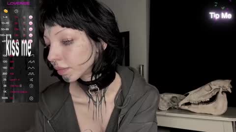 Nana online show from December 26, 2024, 3:10 pm