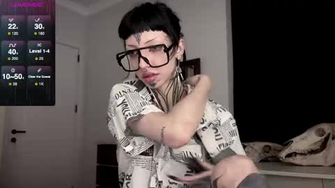 Nana online show from February 12, 2025, 5:48 pm