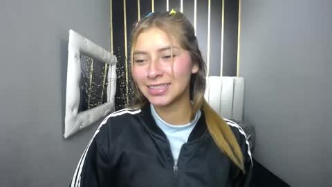 Snapshot of nancy_blonde chatting on April 29, 2026, 12:31 pm nancy blonde online show from April 29, 2026, 12:31 pm