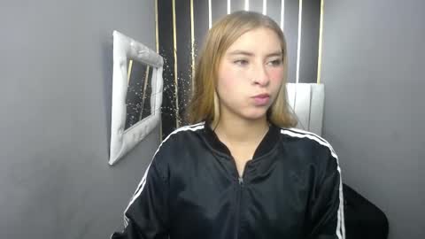 Snapshot of nancy_blonde chatting on May 26, 2026, 12:23 pm nancy blonde online show from May 26, 2026, 12:23 pm