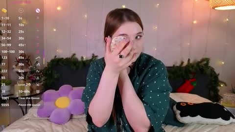 Luna online show from January 6, 2026, 5:11 am