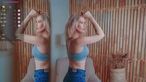 Snapshot of nancyfancyyy chatting on January 1, 2025, 10:32 am Follow my page on peach online show from January 1, 2025, 10:32 am