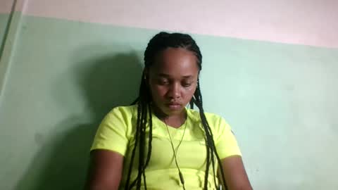 nandrianina416143 online show from June 8, 2026, 5:24 pm