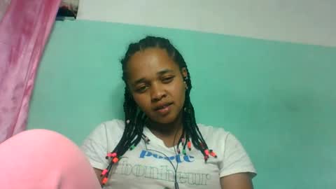 nandrianina416143 online show from June 28, 2026, 6:25 pm