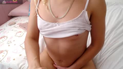 Nanki Teresa online show from April 24, 2026, 11:18 pm