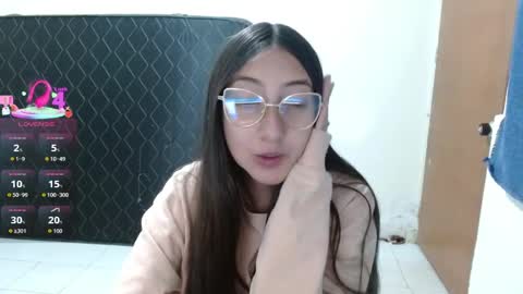 nanylux online show from April 7, 2026, 6:30 pm