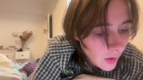 Naomi      online show from June 6, 2026, 4:28 am