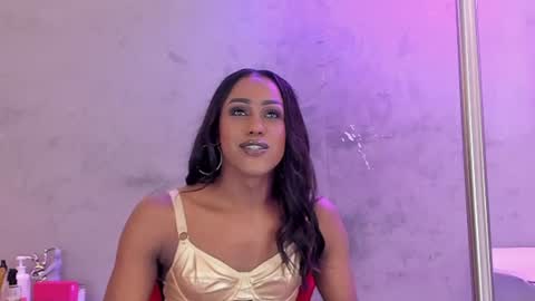 Naomi Blair online show from June 13, 2026, 2:42 am