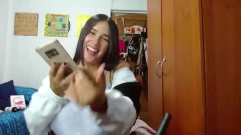 naomi_d online show from March 4, 2025, 9:54 pm