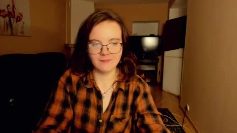 naomi_di online show from July 21, 2026, 6:10 pm