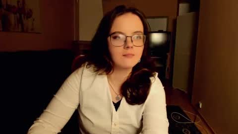 naomi_di online show from July 24, 2026, 7:01 pm