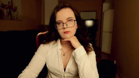 naomi_di online show from July 25, 2026, 6:38 pm