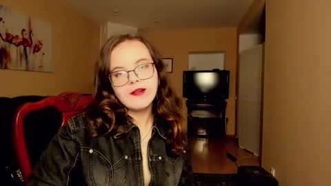 naomi_di online show from July 26, 2026, 6:59 pm