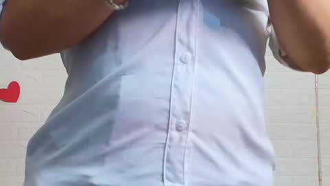 Naomi online show from October 2, 2025, 11:06 am