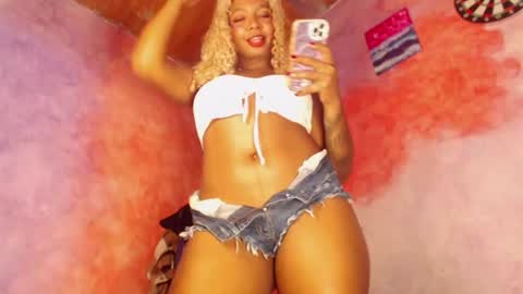 Snapshot of naomi_rider77 chatting on June 14, 2026, 12:41 am mara Jos online show from June 14, 2026, 12:41 am