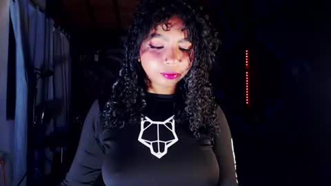 Snapshot of naomi_rider77 chatting on June 28, 2026, 4:18 am mara Jos online show from June 28, 2026, 4:18 am
