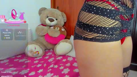 Naomi Rouse online show from October 18, 2025, 1:34 pm