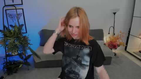 Naomi online show from November 13, 2025, 4:06 pm