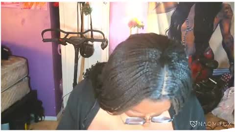Snapshot of naomifux chatting on July 31, 2026, 2:44 am Naomi online show from July 31, 2026, 2:44 am