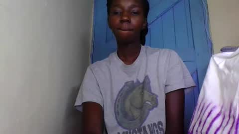 naomilittle905047 online show from February 16, 2026, 9:05 am