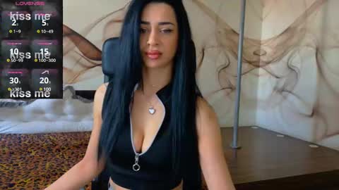 NaomiScarlett online show from March 10, 2025, 8:04 am