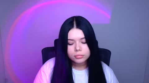 Naomi online show from September 23, 2025, 12:30 pm