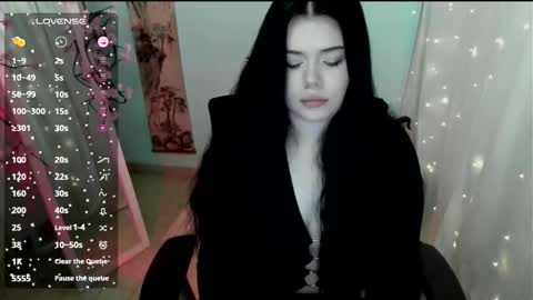 Naomi online show from March 26, 2026, 7:25 am