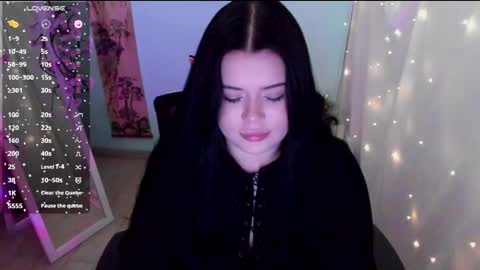 Naomi online show from April 10, 2026, 6:40 am