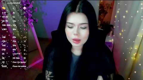 Snapshot of naomivibes chatting on April 27, 2026, 6:22 am Naomi online show from April 27, 2026, 6:22 am
