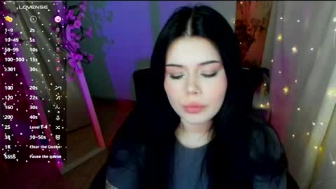 Snapshot of naomivibes chatting on April 30, 2026, 9:15 am Naomi online show from April 30, 2026, 9:15 am