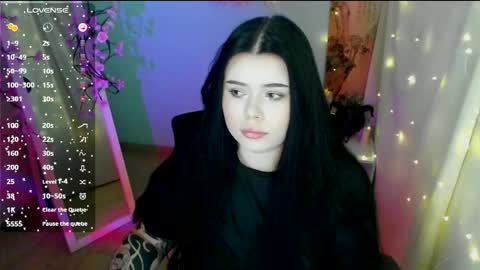 Snapshot of naomivibes chatting on May 11, 2026, 8:20 am Naomi online show from May 11, 2026, 8:20 am