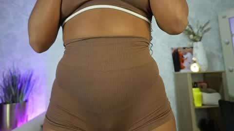 Naomi     online show from May 22, 2026, 4:19 am