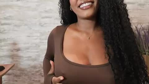 Naomi     online show from July 26, 2026, 3:36 am