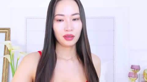 Naomi online show from February 23, 2025, 2:40 am