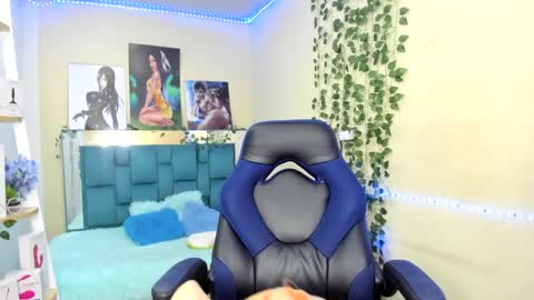 naomy online show from February 9, 2025, 1:44 am