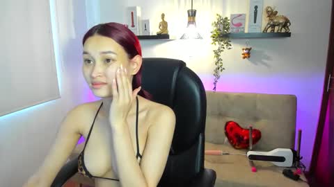 Snapshot of naomy_stanley chatting on May 12, 2026, 8:50 pm Naomy Stanley online show from May 12, 2026, 8:50 pm