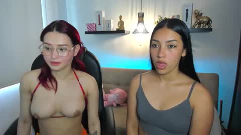 Snapshot of naomy_stanley chatting on May 28, 2026, 4:26 pm Naomy Stanley online show from May 28, 2026, 4:26 pm