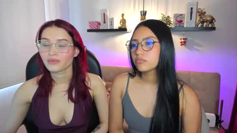 naomy_stanley_ online show from April 29, 2026, 9:43 pm