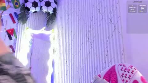 Naomy  online show from July 10, 2026, 3:11 am