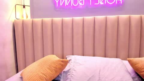 Naomy  online show from April 11, 2026, 10:03 pm