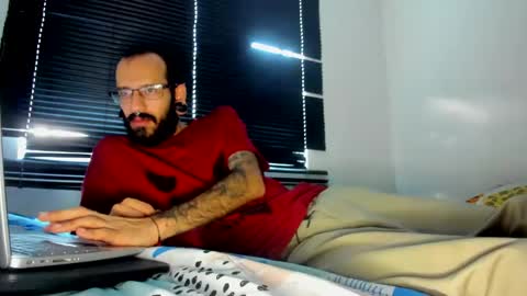 Snapshot of nara_69 chatting on January 26, 2025, 10:02 pm nara_69 online show from January 26, 2025, 10:02 pm