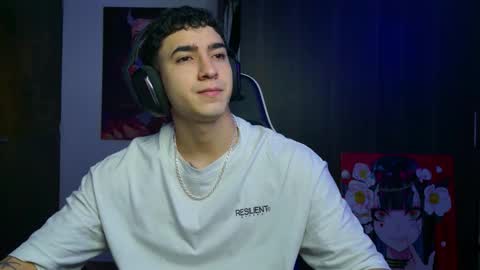 sebastian online show from November 25, 2025, 4:12 am