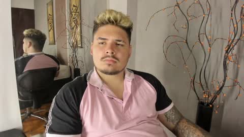 Snapshot of narciso_kh chatting on December 12, 2024, 6:36 am deibyd online show from December 12, 2024, 6:36 am