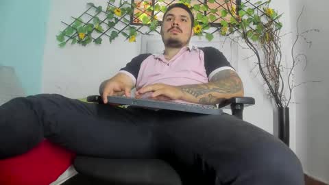 deibyd online show from November 25, 2025, 8:42 pm