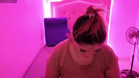 Nasly batista  online show from October 1, 2025, 1:00 am