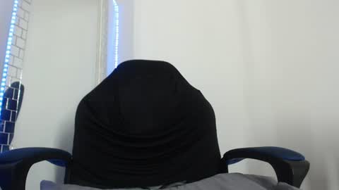 nassh_18 online show from July 22, 2026, 10:01 pm