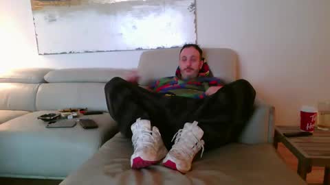 nassobout online show from December 31, 2024, 11:39 pm