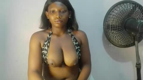 Snapshot of nastybadgirlxx chatting on May 13, 2026, 4:43 am Nastybadgirlxx online show from May 13, 2026, 4:43 am
