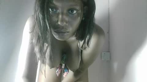 Snapshot of nastybadgirlxx chatting on May 27, 2026, 6:32 am Nastybadgirlxx online show from May 27, 2026, 6:32 am