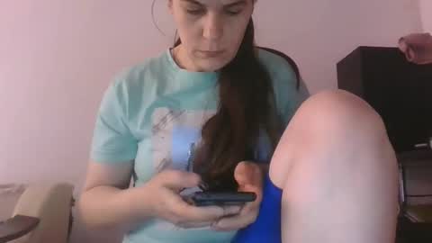 CATHERINE online show from April 13, 2026, 6:52 am